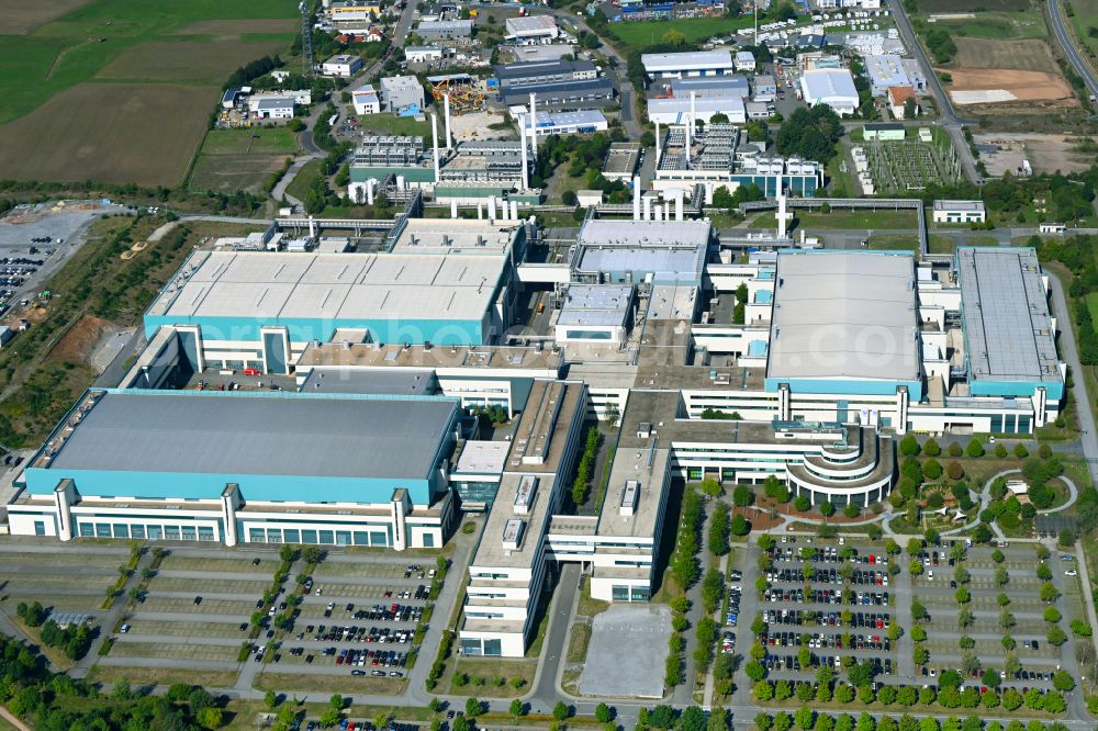Dresden from above - Building and production halls on the premises of GLOBALFOUNDRIES Management Services Limited Liability Company & Co. KG on Wilschdorfer Landstrasse in the district Wilschdorf in Dresden in the state Saxony, Germany