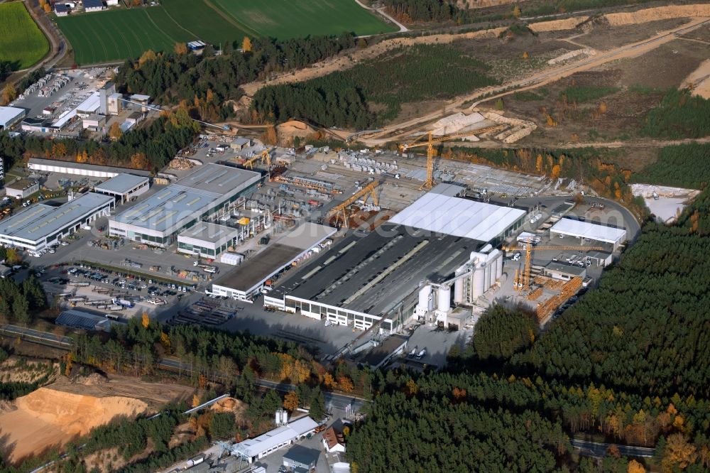 Aerial photograph Lähr - Building and production halls on the premises on Goessweinstrasse in Laehr in the state Bavaria, Germany