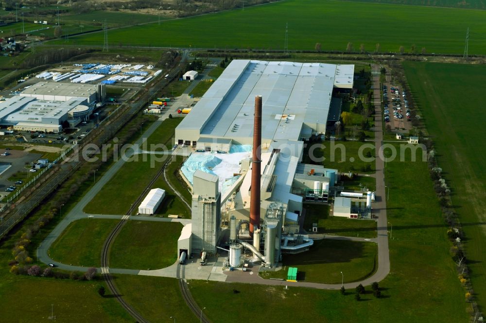 Aerial photograph Thalheim - Building and production halls on the premises of Guardian Flachglas GmbH on Guardianstrasse in Thalheim in the state Saxony-Anhalt, Germany