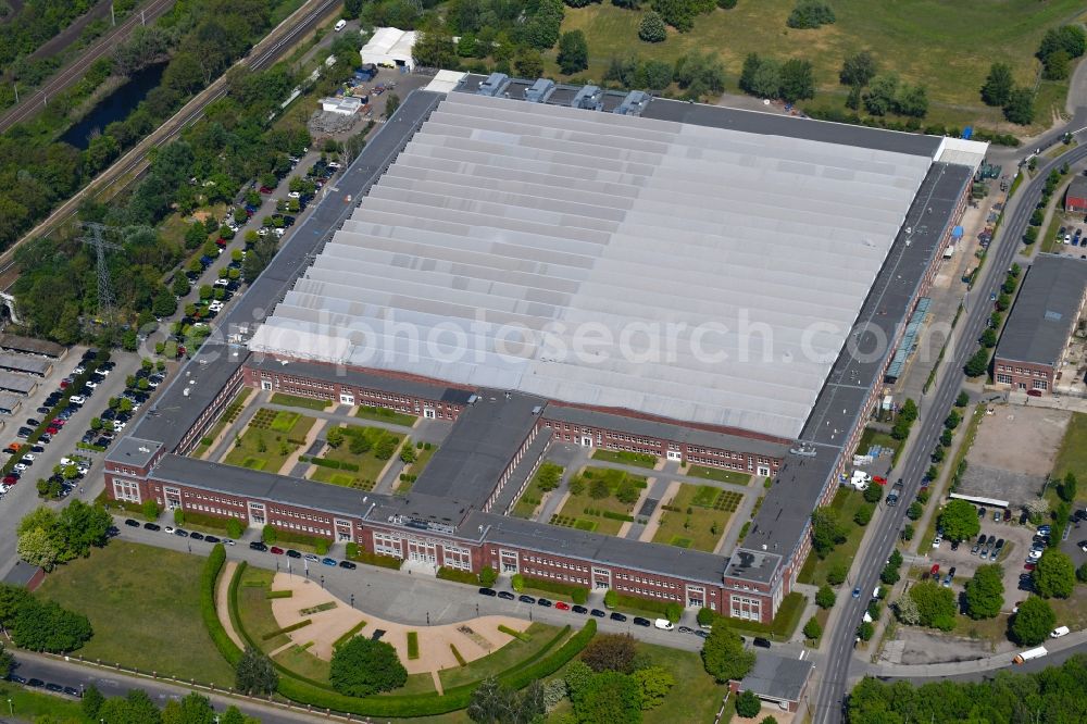 Aerial image Berlin - Building and production halls on the premises of HASSE & WREDE GmbH on Georg-Knorr-Strasse in the district Marzahn-Hellersdorf in Berlin, Germany