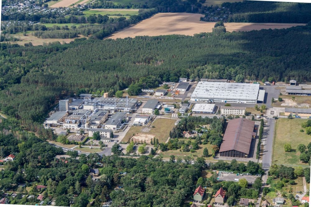Aerial image Werder (Havel) - Building and production halls on the premises of Herbstreith & Fox KG in Werder (Havel) in the state Brandenburg, Germany