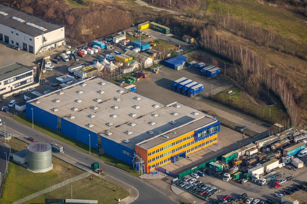 Aerial photograph Herne - Building and production halls on the premises of Hoermann KG Verkaufsgesellschaft in of Schlossstrasse in the district Gelsenkirchen-Mitte in Herne in the state North Rhine-Westphalia, Germany