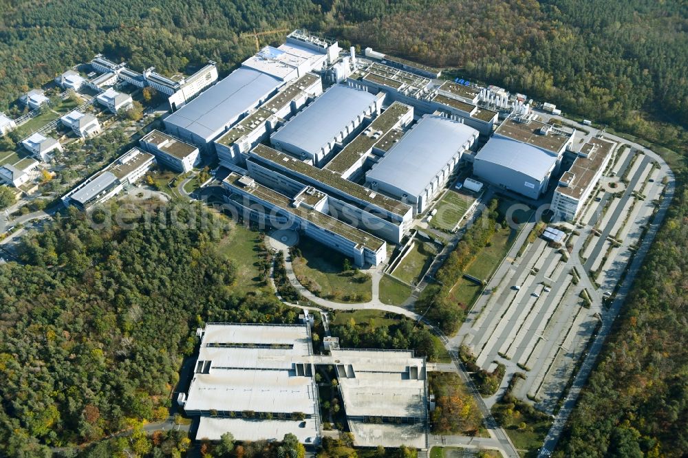 Dresden from above - Building and production halls on the premises of Infineon Technologies Dresden GmbH in the district Klotzsche in Dresden in the state Saxony, Germany