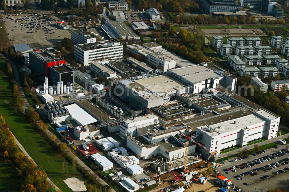 Regensburg from the bird's eye view: Building and production halls on the premises of Infineon Technologies AG on street Wernerwerkstrasse in Regensburg in the state Bavaria, Germany