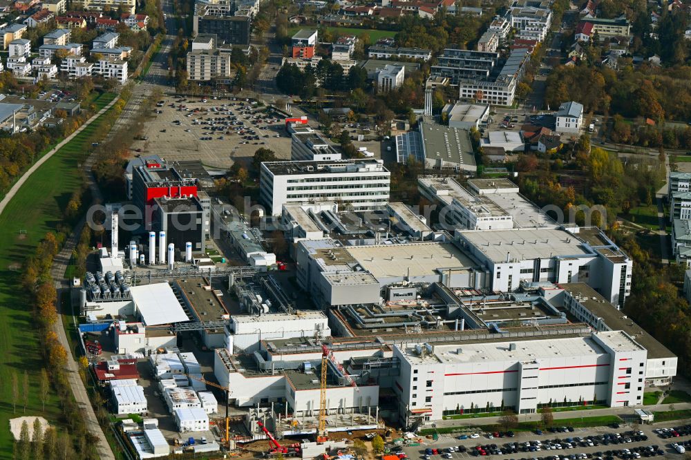 Aerial image Regensburg - Building and production halls on the premises of Infineon Technologies AG on street Wernerwerkstrasse in Regensburg in the state Bavaria, Germany
