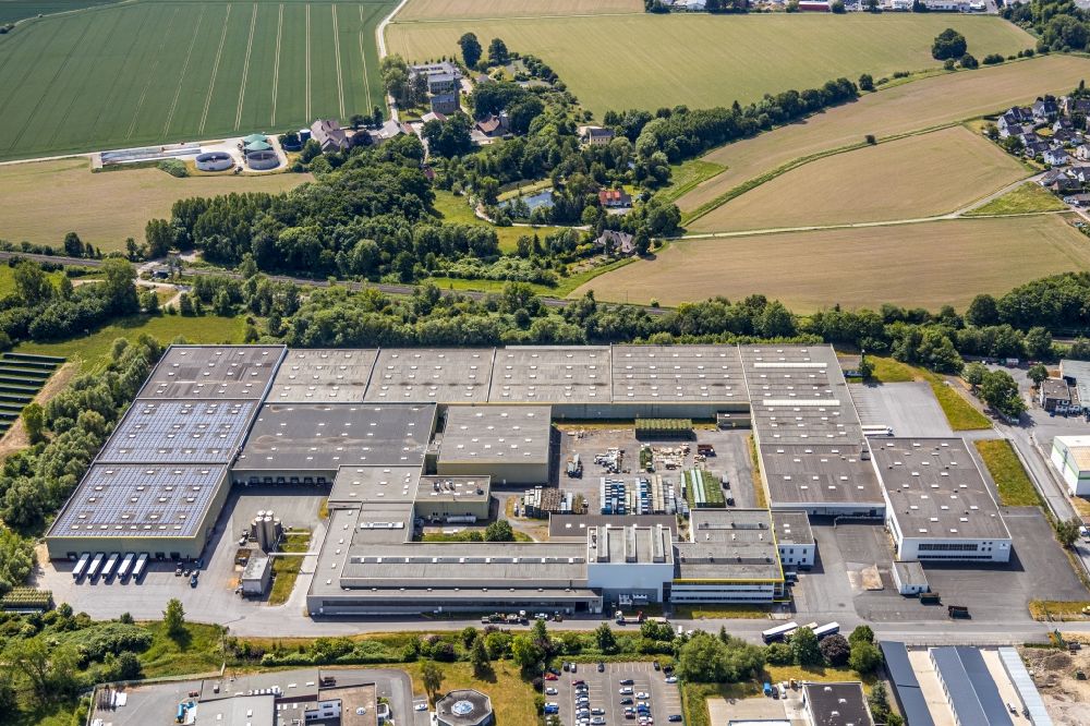 Werl from above - Building and production halls on the premises of KETTLER Holding GmbH Zur Mersch in the district Westoennen in Werl in the state North Rhine-Westphalia, Germany
