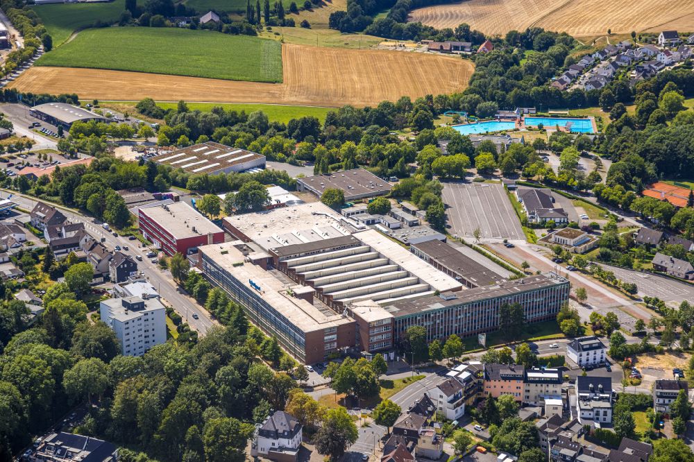 Heiligenhaus from above - Building and production halls on the premises Kiekert AG on street Ratinger Strasse in Heiligenhaus at Ruhrgebiet in the state North Rhine-Westphalia, Germany