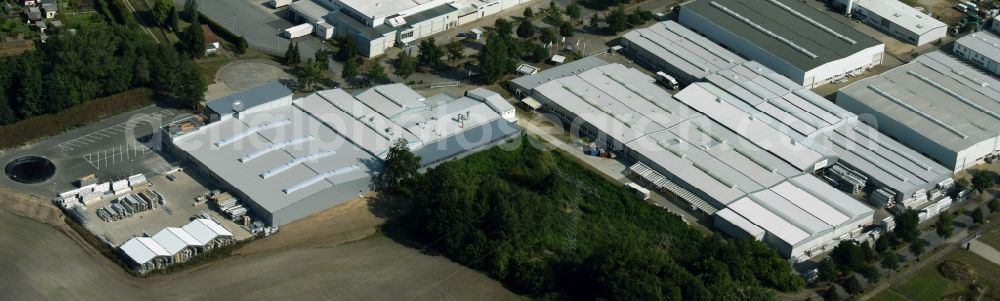 Aerial photograph Ludwigslust - Building and production halls on the premises of the Lewens Sonnenschutz-Systeme GmbH & Co. KG in Ludwigslust in the state Mecklenburg - Western Pomerania