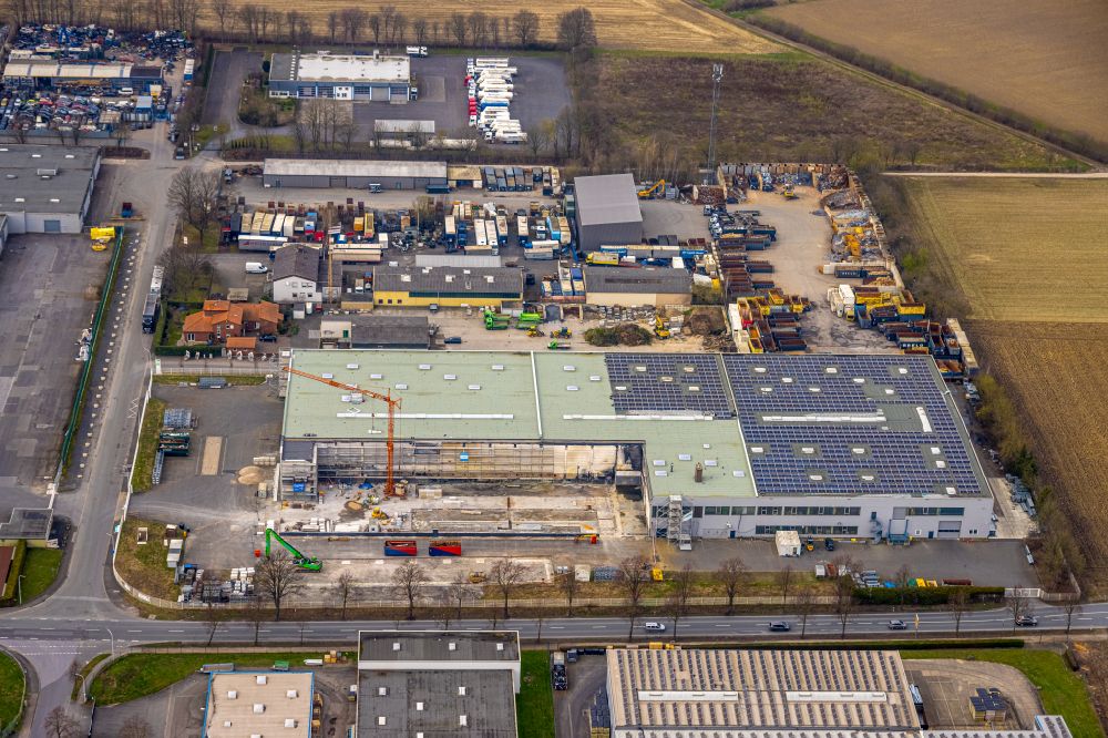 Aerial image Werl - Building and production halls on the premises of F & D Metallveredlung GmbH on street Am Maifeld in the district Budberg in Werl at Ruhrgebiet in the state North Rhine-Westphalia, Germany