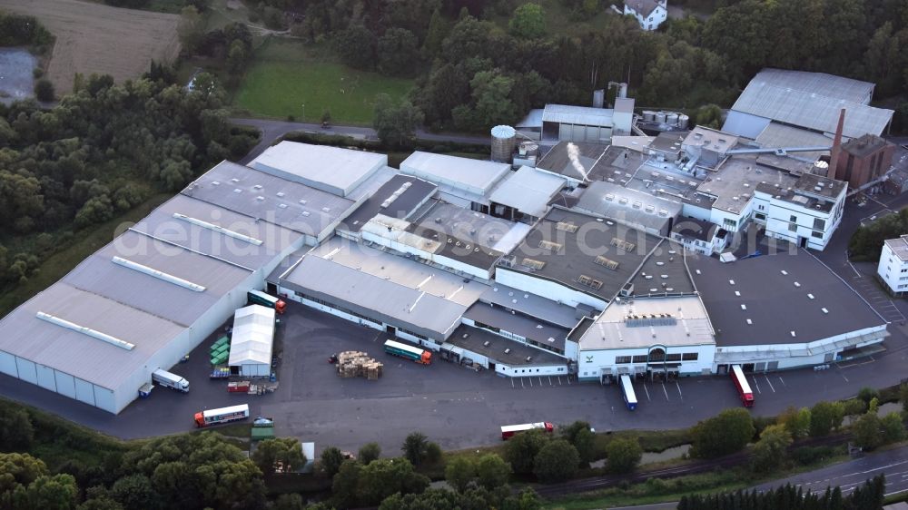 Aerial image Raubach - Building and production halls on the premises Metsae Tissue in the district Hedwigsthal in Raubach in the state Rhineland-Palatinate, Germany
