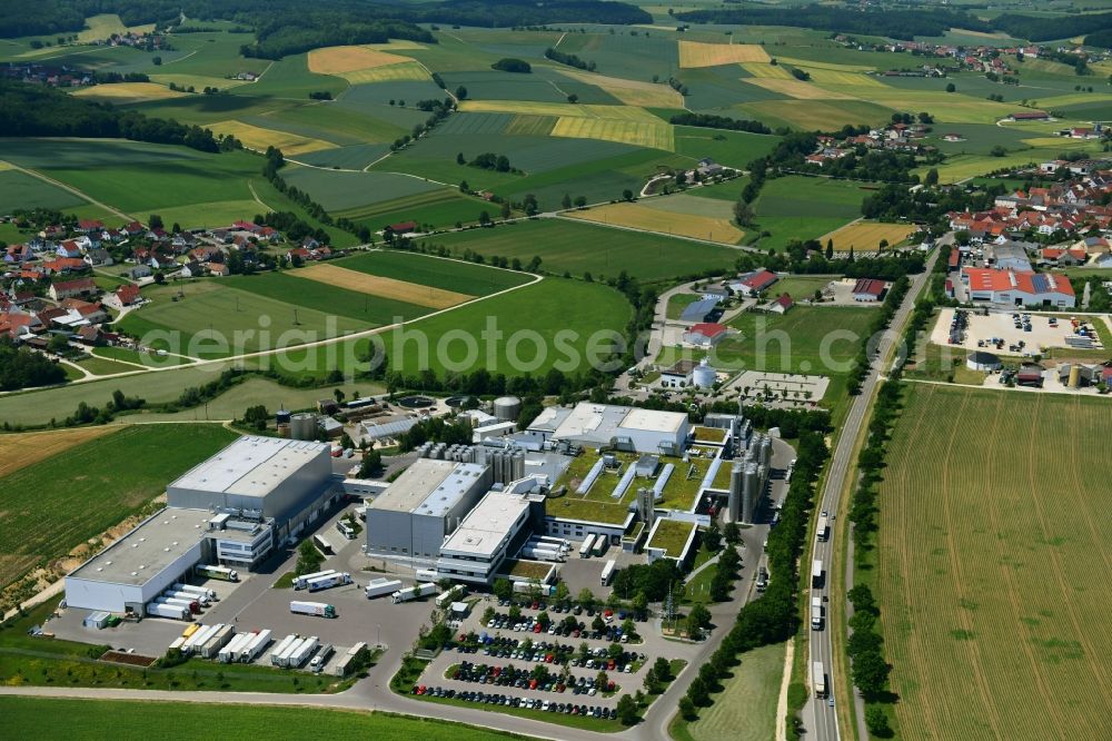 Aerial photograph Bissingen - Building and production halls on the premises of Molkerei Gropper GmbH & Co. KG Am Muehlberg in Bissingen in the state Bavaria, Germany