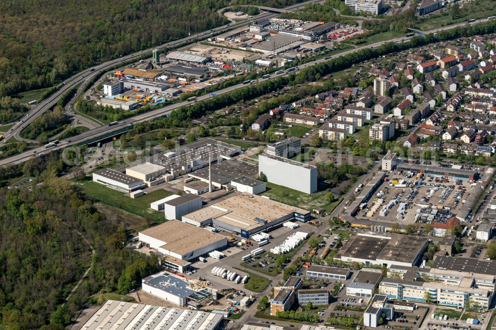 Aerial image Ettlingen - Building and production halls on the premises of Dr. Oetker Professional in Ettlingen in the state Baden-Wuerttemberg
