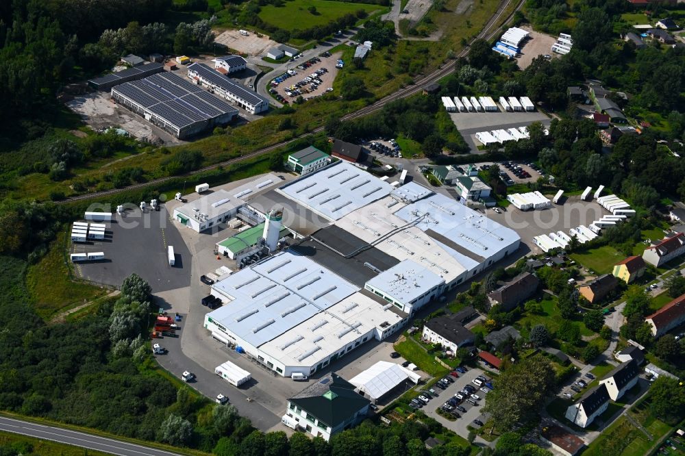 Aerial image Schönberg - Building and production halls on the premises of PALMBERG Bueroeinrichtungen + Service GmbH Am Palmberg in Schoenberg in the state Mecklenburg - Western Pomerania, Germany