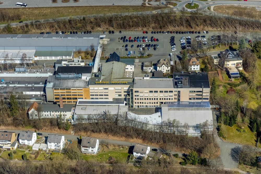 Olsberg from the bird's eye view: Building and production halls on the premises on Paul-Oventrop-Strasse in the district Bigge in Olsberg at Sauerland in the state North Rhine-Westphalia, Germany
