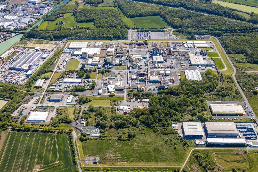 Aerial image Hamm - Building and production halls on the premises of Du Pont de Nemours (Deutschland) GmbH Frielinghauser Strasse in the district Norddinker in Hamm in the state North Rhine-Westphalia