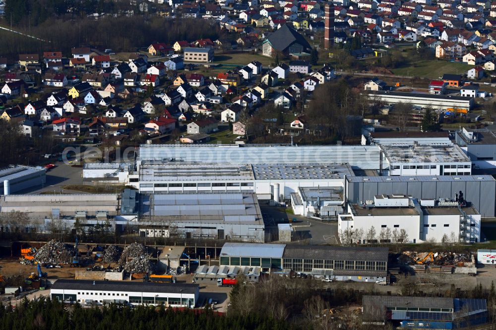 Aerial photograph Walldürn - Building and production halls on the premises of Procter & Gamble Manufacturing GmbH on street Braunstrasse in the district Altheim in Wallduern in the state Baden-Wuerttemberg, Germany