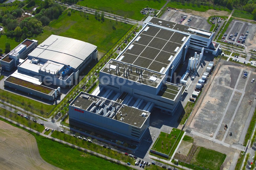 Dresden from the bird's eye view: Factory premises lab, Semiconductor Fabrication Plant of Robert Bosch Semiconductor Manufacturing Dresden GmbH in the district Hellerau in Dresden in the state Saxony, Germany