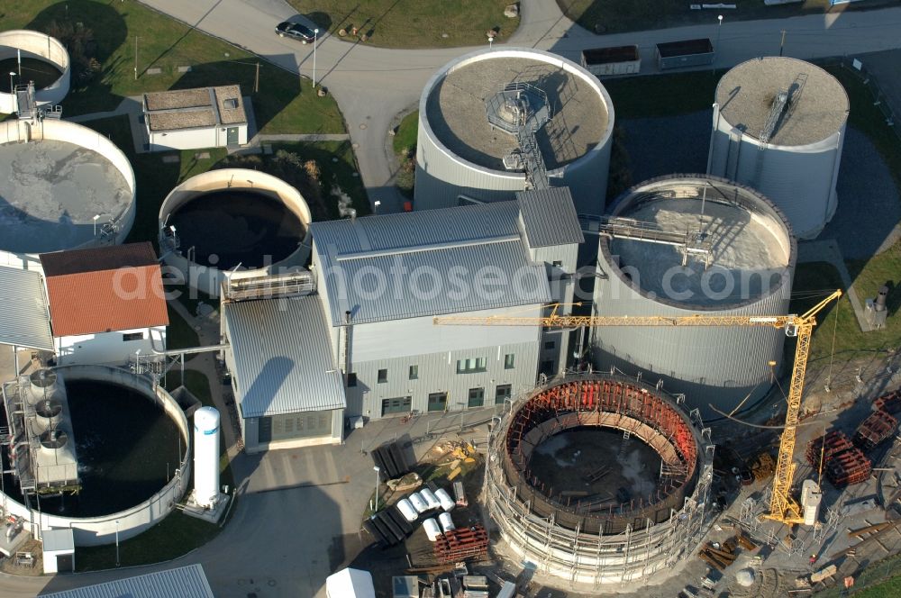Aerial photograph Leppersdorf - Building and production halls on the premises of Sachsenmilch Investitions-GmbH An den Breiten in Leppersdorf in the state Saxony, Germany