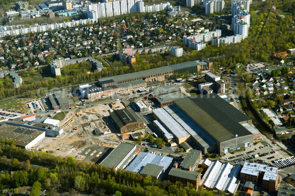 Aerial image Berlin - Building and production halls on the premises of Schienenfahrzeugherstellers Stadler Deutschland GmbH in the district Wilhelmsruh in Berlin, Germany