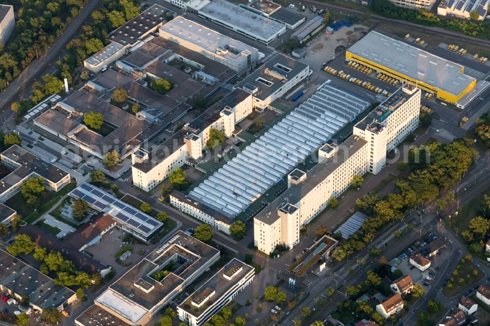 Aerial image Karlsruhe - Building and production halls on the premises Siemens in the district Knielingen in Karlsruhe in the state Baden-Wurttemberg, Germany