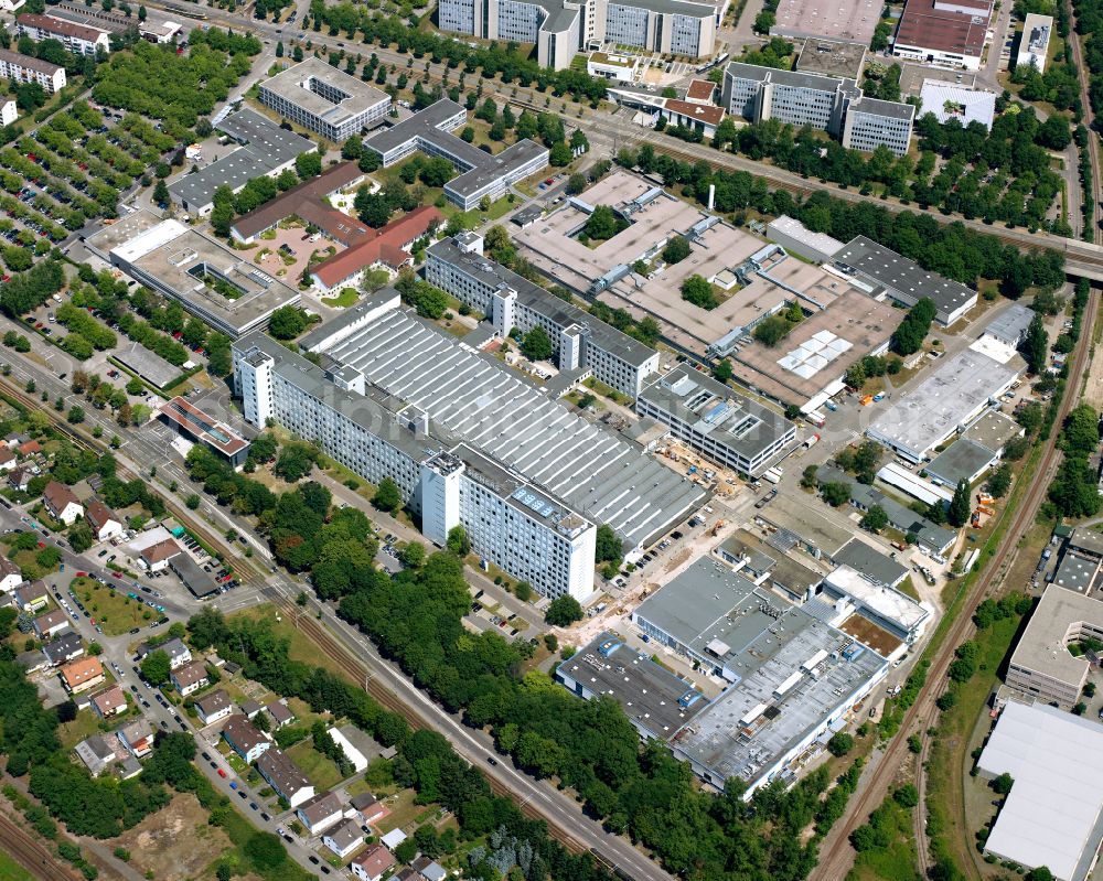 Karlsruhe from the bird's eye view: Building and production halls on the premises Siemens in the district Knielingen in Karlsruhe in the state Baden-Wurttemberg, Germany