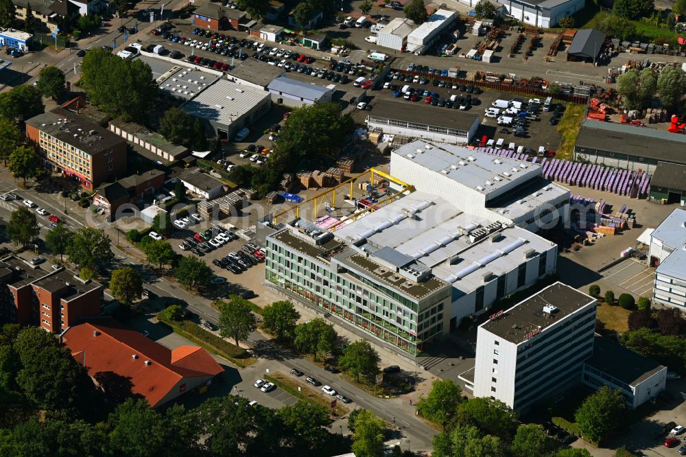 Hamburg from the bird's eye view: Building and production halls on the premises of STULZ GmbH on Holsteiner Chaussee in the district Schnelsen in Hamburg, Germany