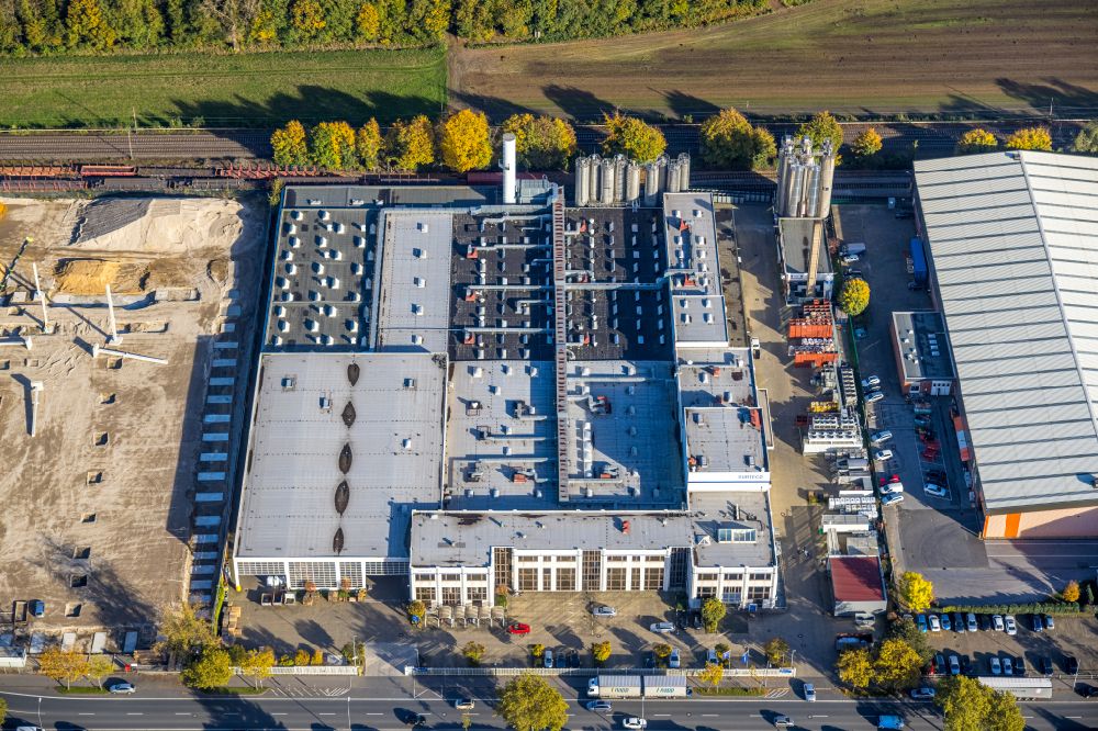 Gladbeck from the bird's eye view: Building and production halls on the premises of SURTECO GmbH in the district Gelsenkirchen-Nord in Gladbeck at Ruhrgebiet in the state North Rhine-Westphalia, Germany