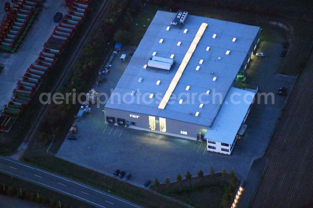 Bad Laer from the bird's eye view: Building and production halls on the premises of TKT Kunststoff-Technik GmbH in the district Mueschen in Bad Laer in the state Lower Saxony, Germany