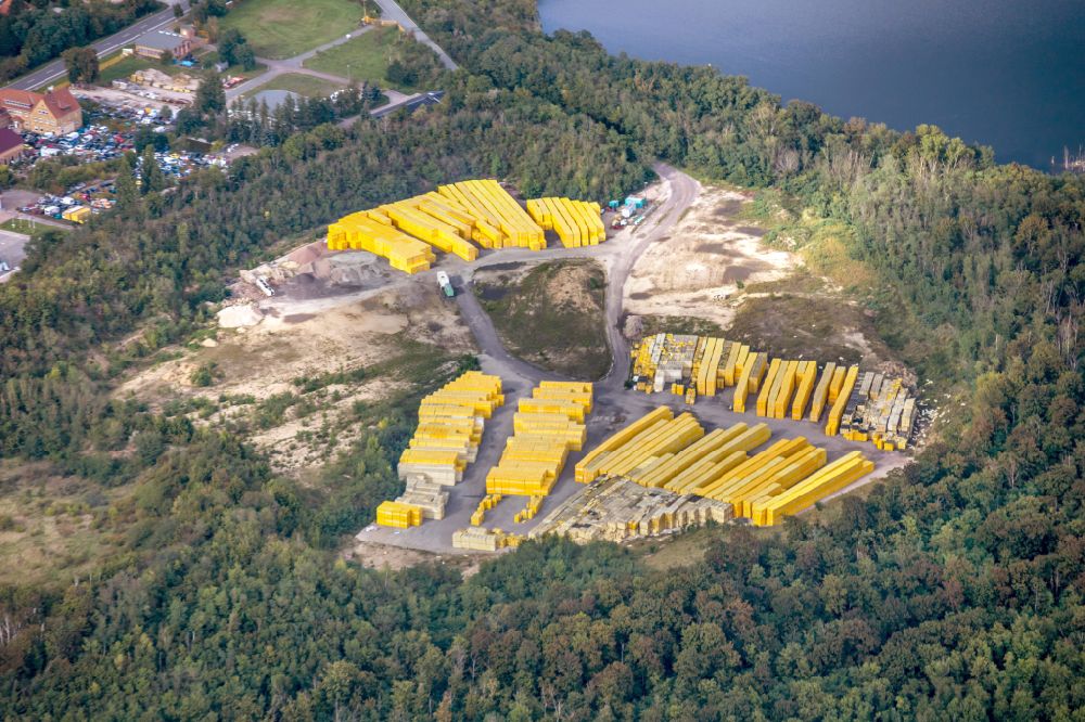 Aerial photograph Landsberg - Building and production halls on the premises Ursa Daemmstoffe in Landsberg in the state Saxony-Anhalt, Germany