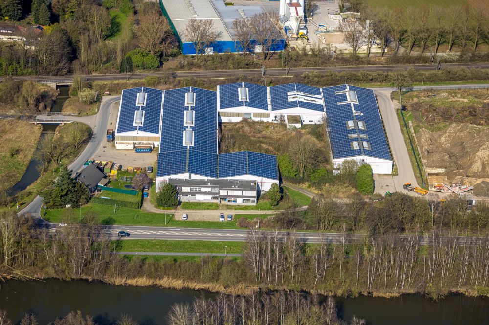 Aerial image Emmerich am Rhein - Building and production halls on the premises of VOSCH Equipment on street Blackweg in Emmerich am Rhein in the state North Rhine-Westphalia, Germany