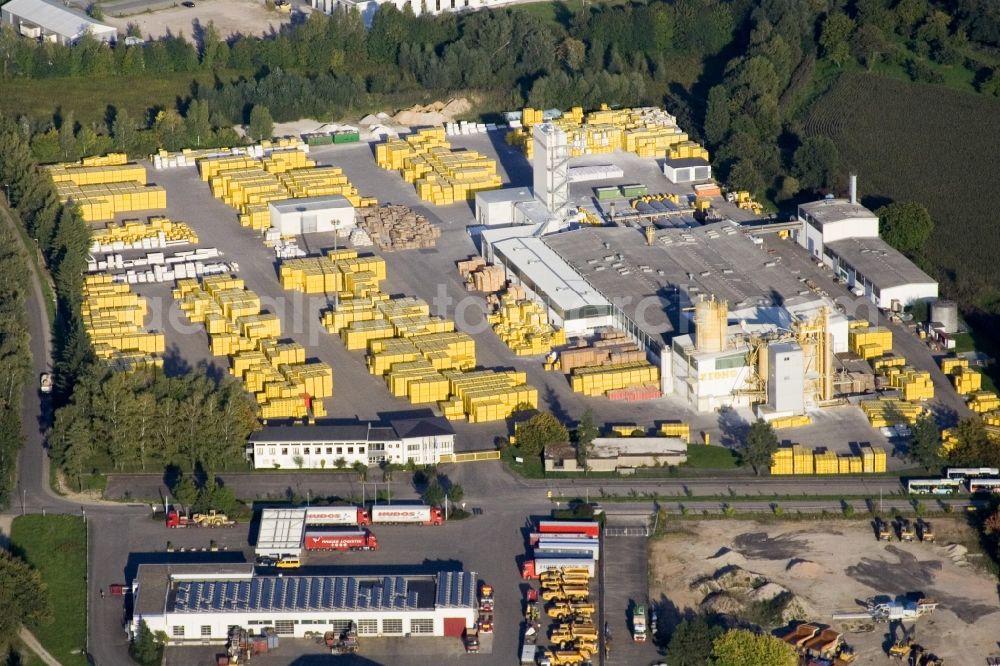 Aerial photograph Rheinau - Building and production halls on the premises of Xella Deutschland GmbH in the district Freistett in Rheinau in the state Baden-Wuerttemberg, Germany