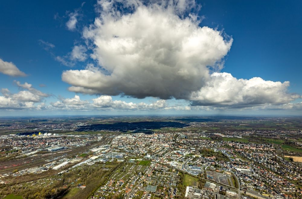 Hamm from above - Weather conditions with cloud formation in the district Heessen in Hamm at Ruhrgebiet in the state North Rhine-Westphalia, Germany
