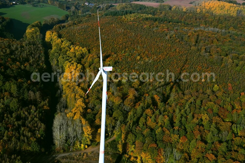 Aerial photograph Steinbach - Wind energy plants (WEA) with wind power plants in a forest area in Steinbach in the state Saarland, Germany