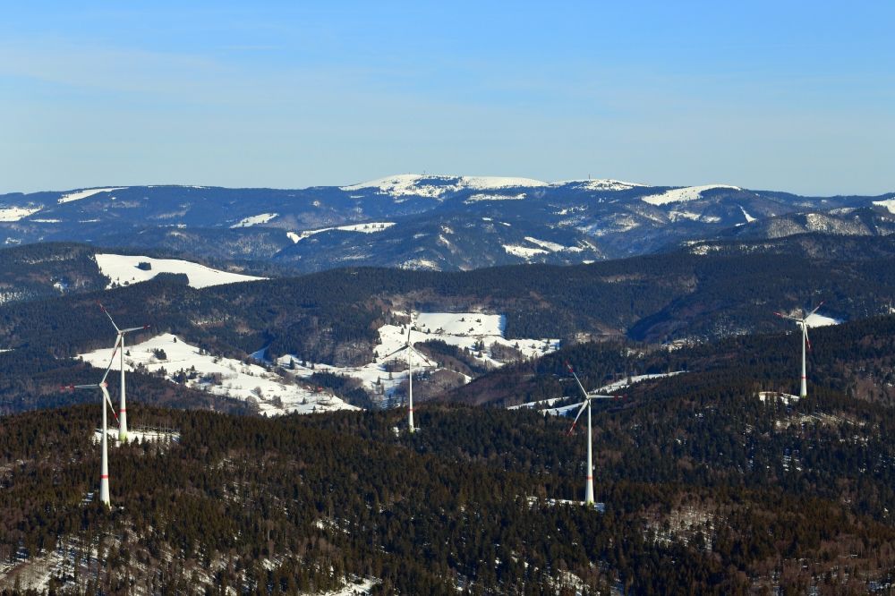 Aerial photograph Schopfheim - Wind farm on the snow covered Rohrenkopf, the local mountain of Gersbach, a district of Schopfheim in Baden-Wuerttemberg