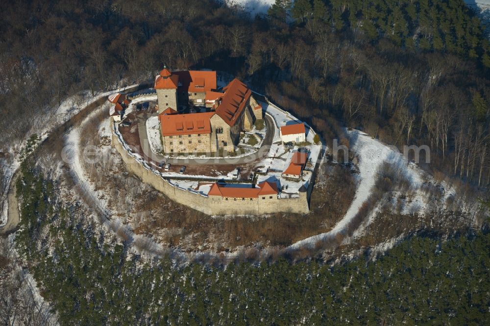 Aerial photograph Holzhausen - Winter covered with snow mountains of the ruin of the castle grow at Holzhausen in Thuringia