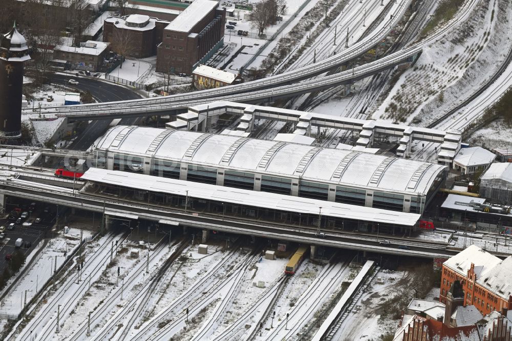 Aerial photograph Berlin - Wintry snowy route expansion station -Warschauer road to east cross rail station Ostkreuz Friedrichshain district of Berlin