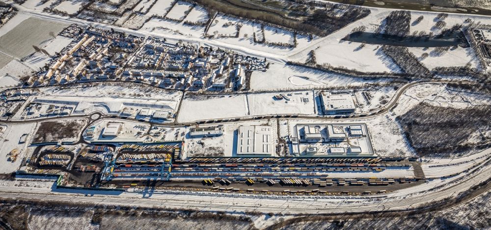 Aerial photograph Duisburg - Wintry snowy container terminal center in Duisburg at Ruhrgebiet in the state North Rhine-Westphalia, Germany