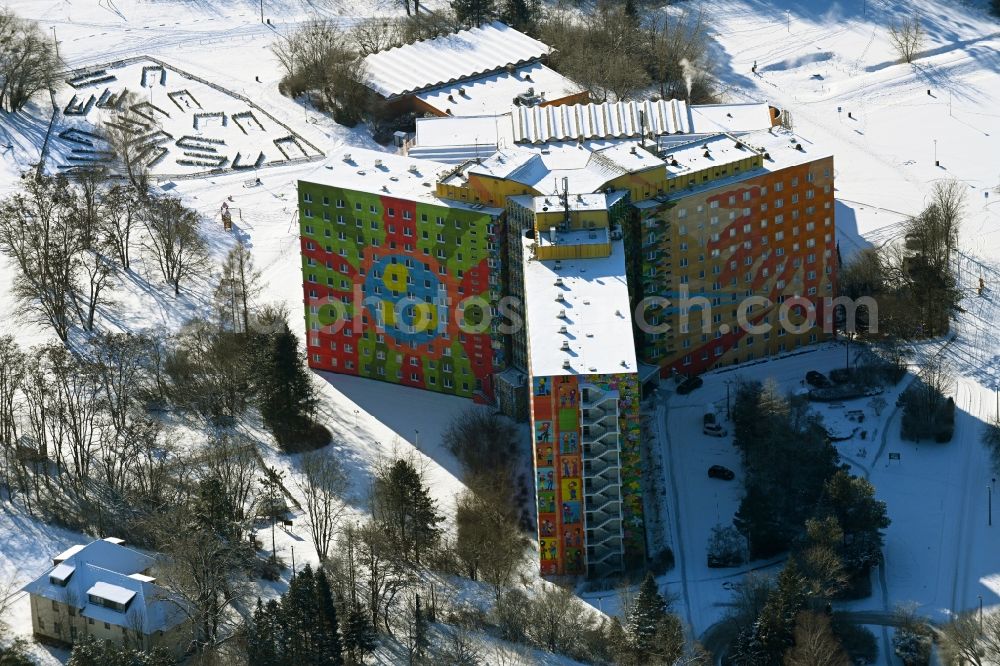 Templin from above - Wintry snowy complex of the hotel building AHORN Seehotel Templin Am Luebbesee in Templin in the state Brandenburg, Germany