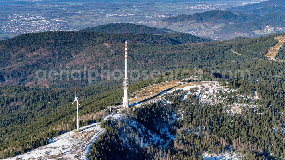 Seebach from the bird's eye view: Wintry snowy Rocky and mountainous landscape Hornisgrinde in Seebach at Schwarzwald in the state Baden-Wuerttemberg