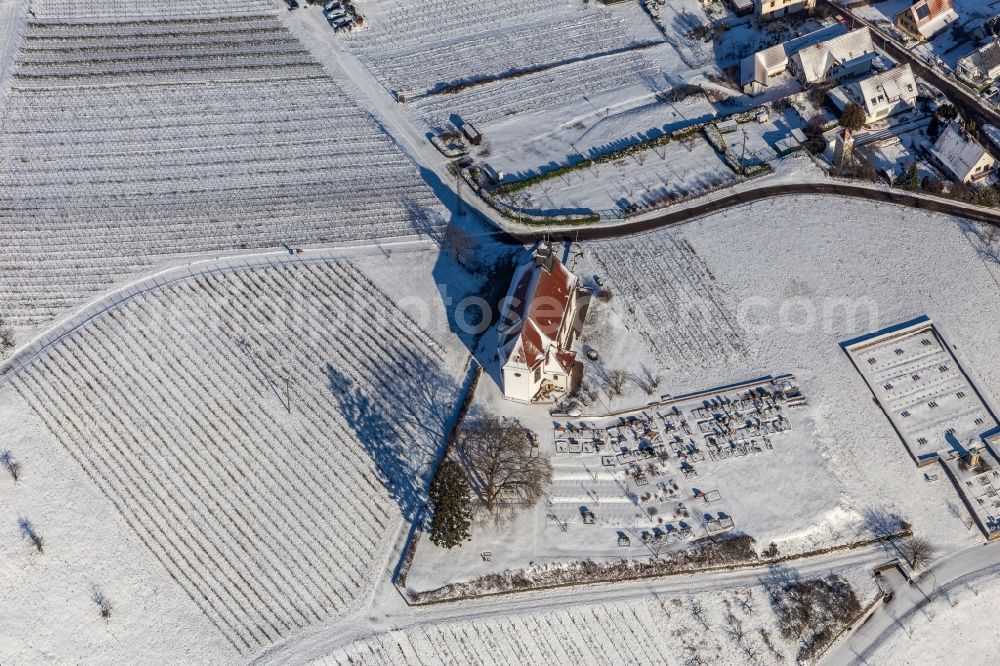 Aerial photograph Gleishorbach - Wintry snowy churches building the chapel Dionysius and grave-yard in the wine-yards near the district Gleishorbach in Gleiszellen-Gleishorbach in the state Rhineland-Palatinate