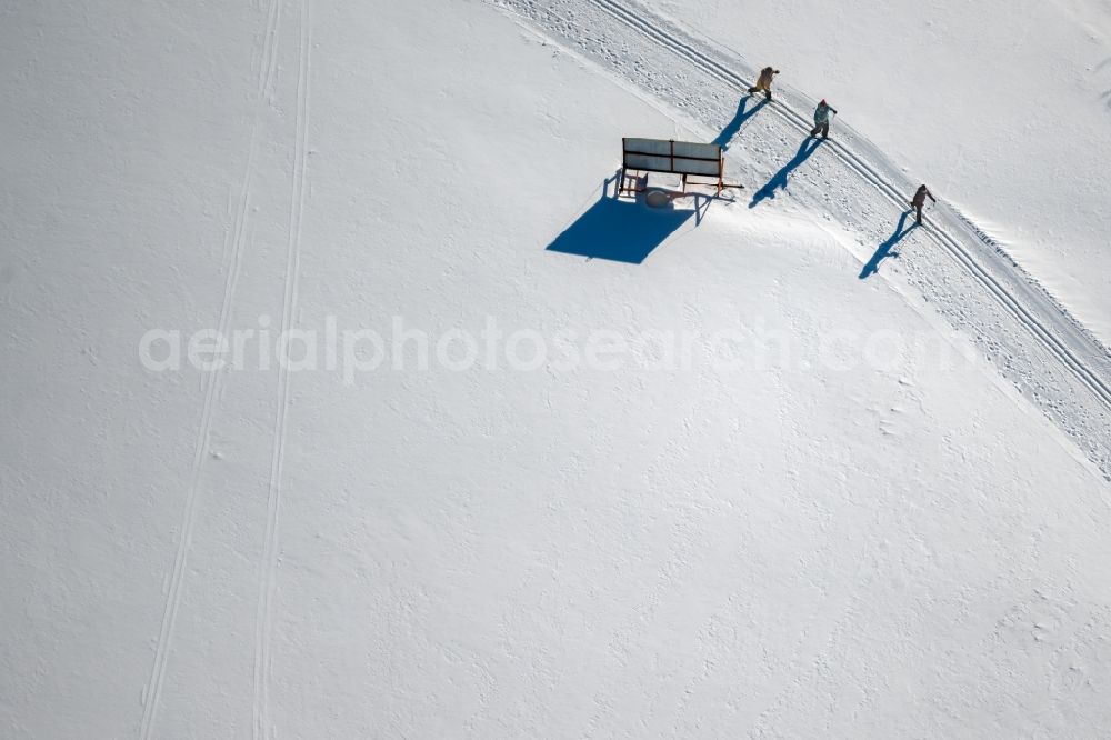 Aerial image Altastenberg - Winter aerial view of cross-country skiers on a cross-country ski trail in Altastenberg in Winterberg in the Sauerland in the state North Rhine-Westphalia, Germany