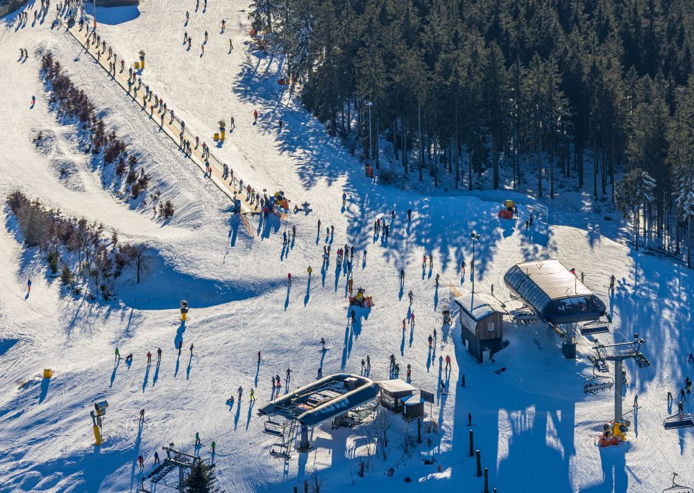 Aerial photograph Winterberg - Wintry snowy lift on Poppenberg in Winterberg at Sauerland in the state North Rhine-Westphalia, Germany