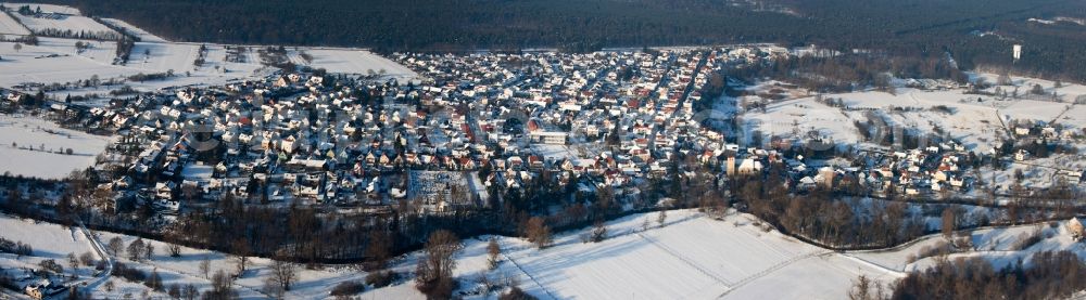 Berg (Pfalz) from the bird's eye view: Wintry snowy Panorama from the local area and environment in Berg (Pfalz) in the state Rhineland-Palatinate