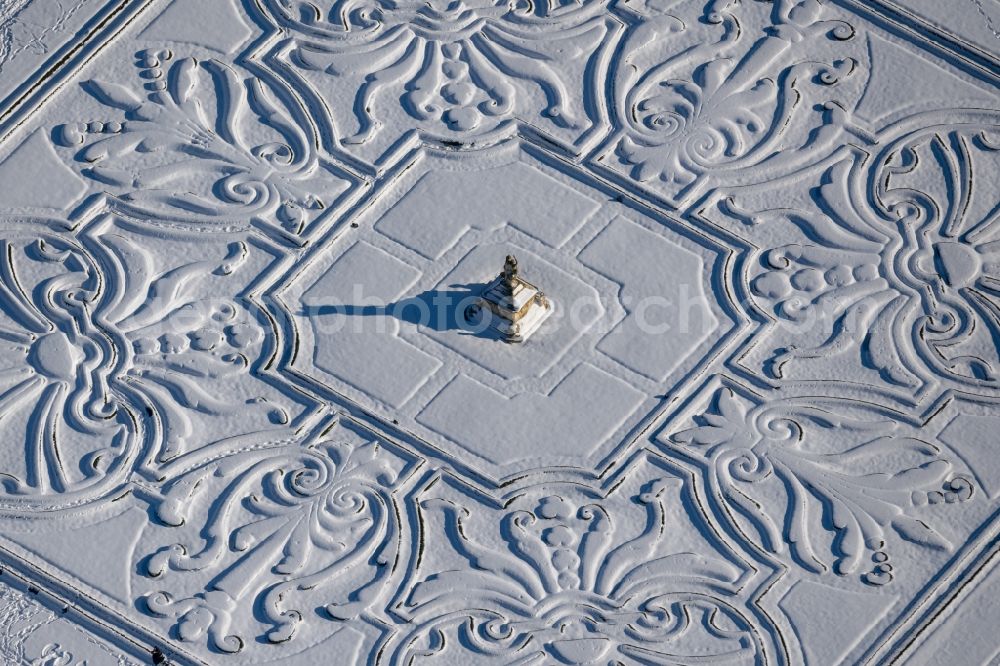 Nordkirchen from above - Wintry snowy building complex in the park of the castle Schlosspark des Schloss Nordkirchen in Nordkirchen in the state North Rhine-Westphalia, Germany