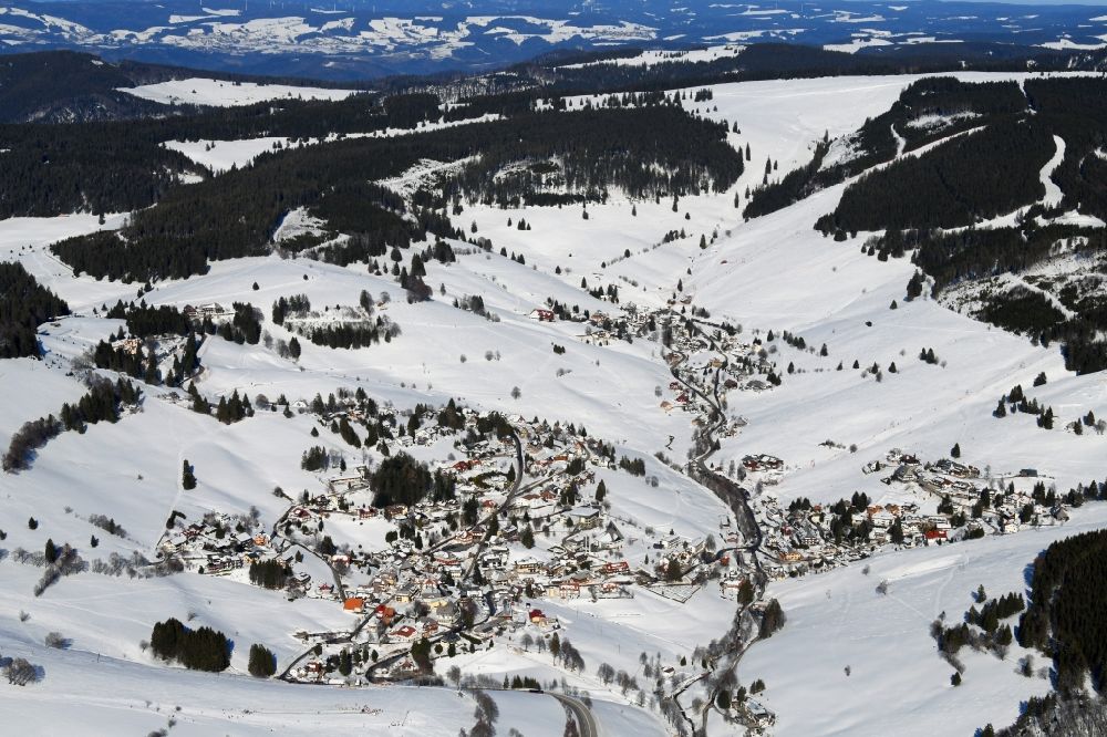 Todtnau from the bird's eye view: Wintry snowy landscape in the district Todtnauberg in Todtnau in the state Baden-Wurttemberg, Germany