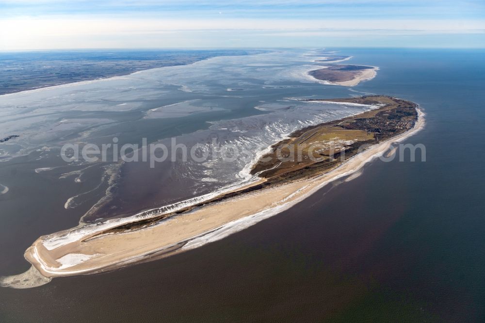 Aerial photograph Wangerooge - Wintry ice-covered Wadden Sea of a??a??the North Sea coast in Wangerooge in the state Lower Saxony, Germany
