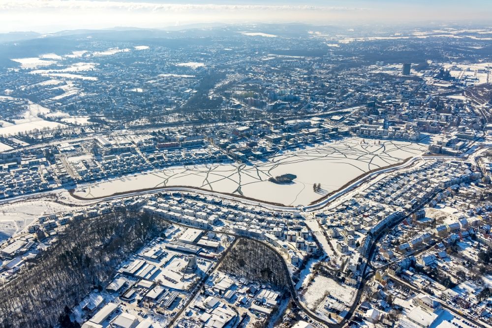Dortmund from above - Wintry snowy development area on lake Phoenix See in Dortmund in the state North Rhine-Westphalia