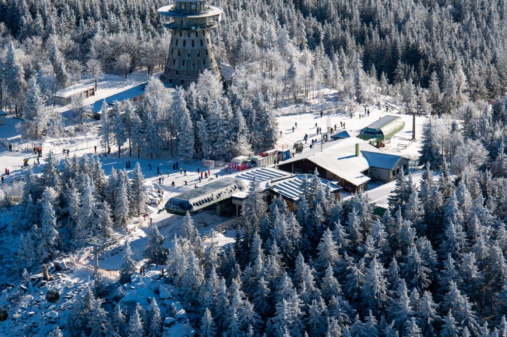 Aerial image Warmensteinacher Forst-Nord - Aisle and downhill slope in the winter sports ski areaOchsenkopf in Warmensteinacher Forst-Nord in the state Bavaria, Germany