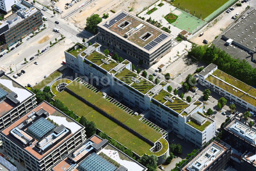 München from the bird's eye view: Residential and commercial building district on Friedenstrasse in the district Berg am Laim in Munich in the state Bavaria, Germany