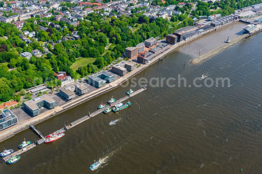 Aerial photograph Hamburg - Residential and commercial building Altonaer Kaispeicher along of the River Elbe in the district Altona in Hamburg, Germany